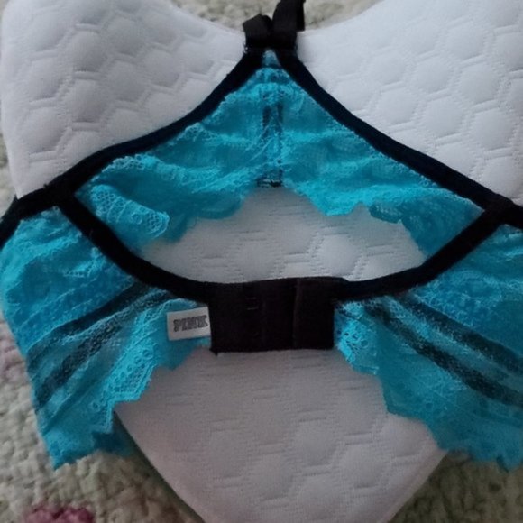 Victorias Secret Pink- Wired Lace Balconette Bra with keyhole back - Picture 6 of 10